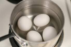 Hard Boiled Eggs 02